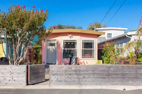 131 Anchorage Ave, Santa Cruz, CA 95062
