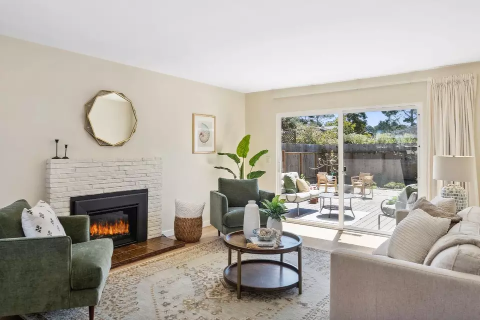 Living - 743 Marino Pines Rd, Pacific Grove, CA 93950 photo 2 of 6