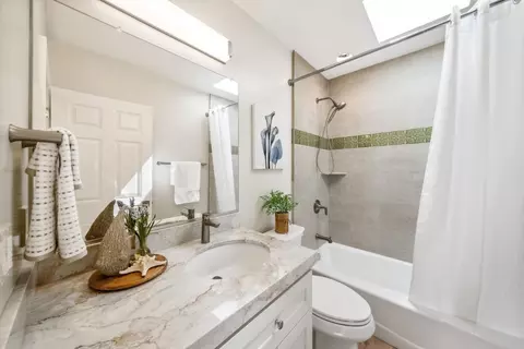 Bath - 743 Marino Pines Rd, Pacific Grove, CA 93950 photo 1 of 5
