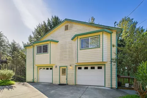 972 Spring Rd, Whitethorn, CA 95589 photo 1