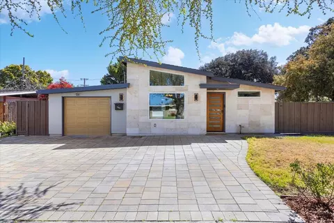 760 Lakeknoll Dr, Sunnyvale, CA 94089