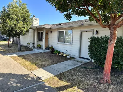 505 Elm Ave, Seaside, CA 93955 photo 1