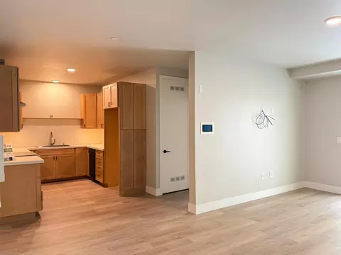400 San Benito St 308, Hollister, CA 95023