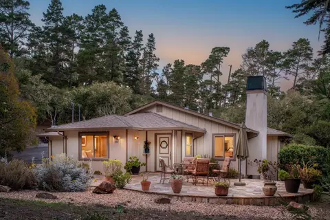 594 Viejo Rd, Carmel, CA 93923