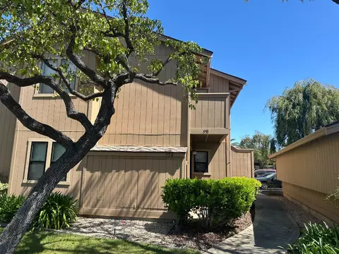 558 Ironwood Ter 4, Sunnyvale, CA 94086