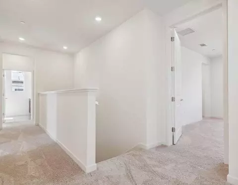 8094 Waterfall Ln, Vallejo, CA 94591 photo 8