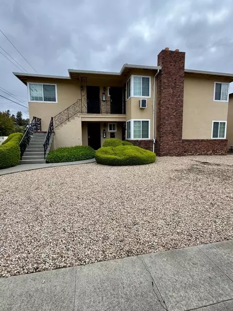 494 Dover Way, Campbell, CA 95008