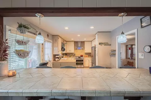 335 Palma Dr, Salinas, CA 93901 photo 11