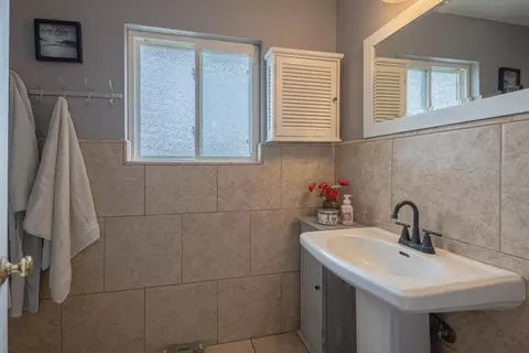 335 Palma Dr, Salinas, CA 93901 photo 24