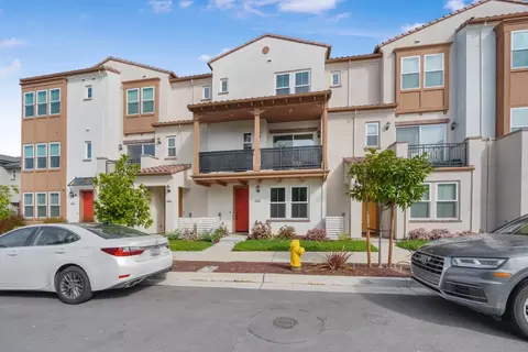 605 Los Castanos Dr, Morgan Hill, CA 95037