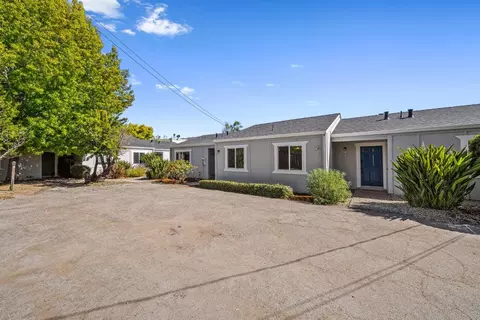 3268 Mission Dr, Santa Cruz, CA 95065
