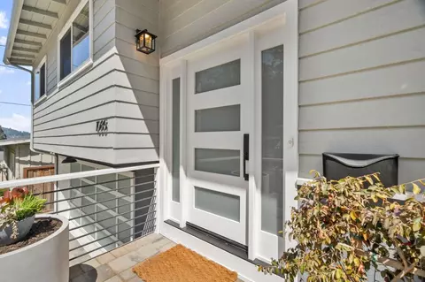 1085 Barcelona Dr, Pacifica, CA 94044 photo 2