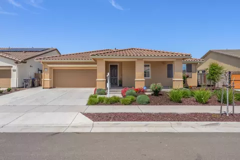 643 Madrone St, Lathrop, CA 95330 photo 1