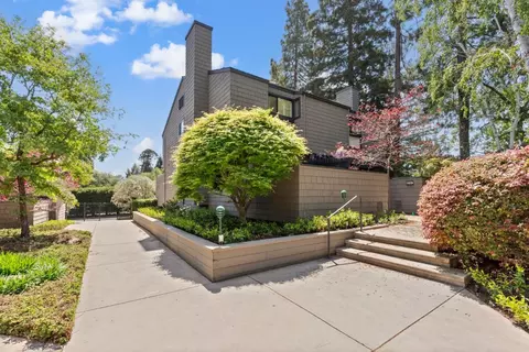 2142 Sand Hill Rd, Menlo Park, CA 94025