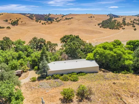 29711 Airline Hwy, Paicines, CA 95043