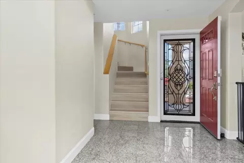 16 Harrington Cir, Salinas, CA 93906 photo 5