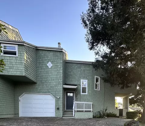 399 Sea Ridge Rd C, Seacliff, CA 95003