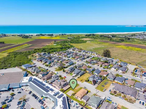 411 Belleville, Half Moon Bay, CA 94019
