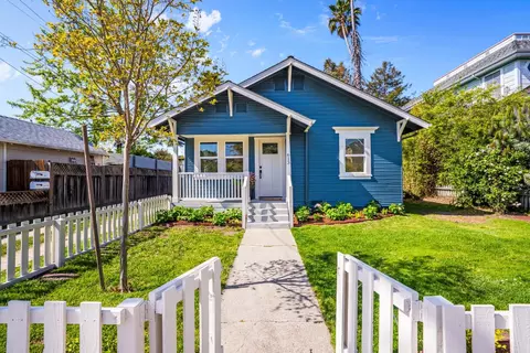 613 Windsor St, Santa Cruz, CA 95062