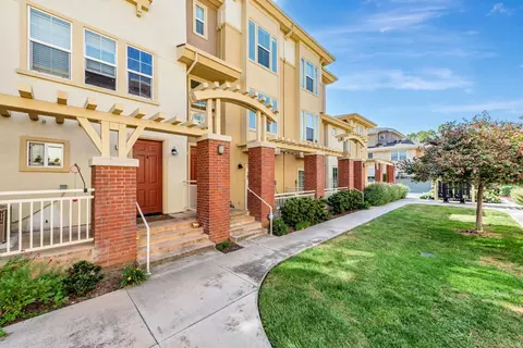 511 Mariani Ln, San Jose, CA 95112