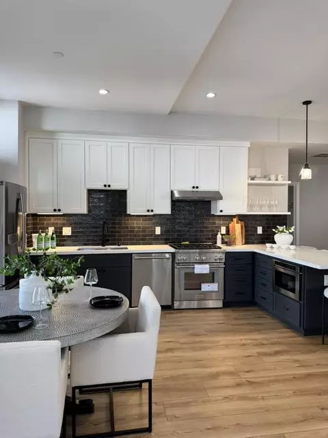 200 Sheridan Ave 303, Palo Alto, CA 94306