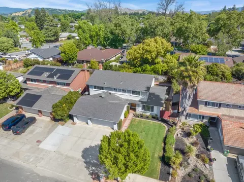 827 Cumberland Dr, Gilroy, CA 95020 photo 36
