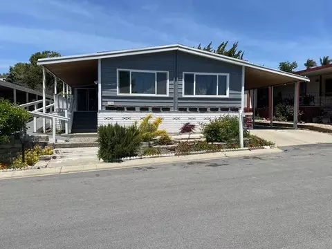 110 Crespi Cir 110, Watsonville, CA 95076