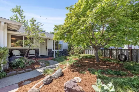 1975 15th Ave, Santa Cruz, CA 95062