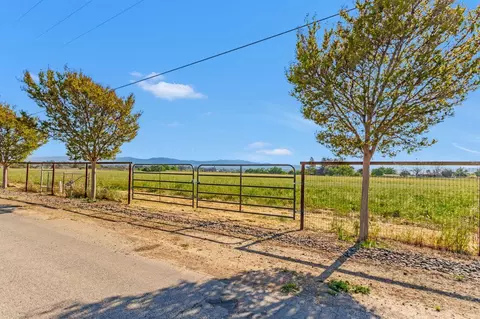 0 Lot Apt 2 Bluff Dr, Hollister, CA 95023