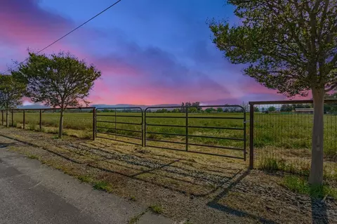 0 Lot Apt 3 Bluff Dr, Hollister, CA 95023