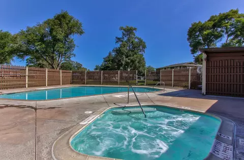 1893 Cherokee Dr 4, Salinas, CA 93906 photo 30
