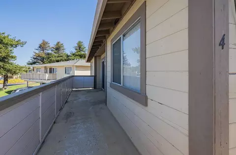 1893 Cherokee Dr 4, Salinas, CA 93906 photo 3