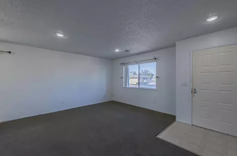 1893 Cherokee Dr 4, Salinas, CA 93906 photo 6