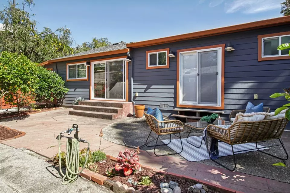 Exterior - 185 Mclellan Ave, San Mateo, CA 94403 photo 9 of 22