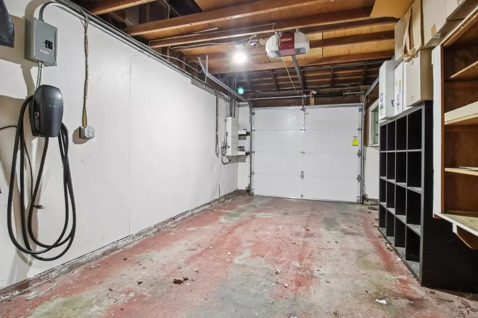 Exterior - 185 Mclellan Ave, San Mateo, CA 94403 photo 4 of 22