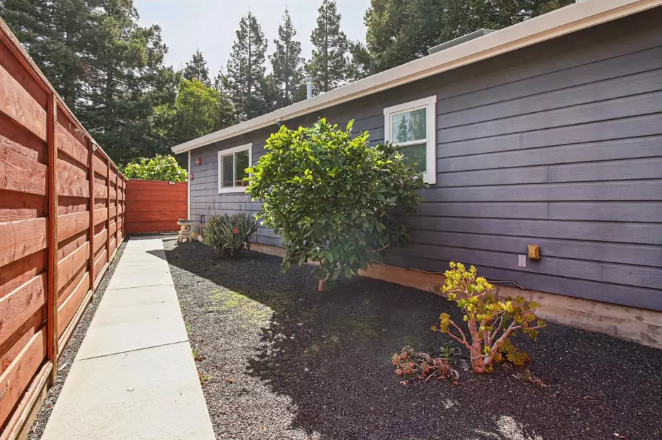 Exterior - 185 Mclellan Ave, San Mateo, CA 94403 photo 5 of 22