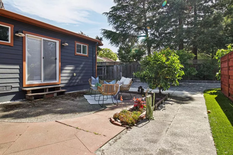 Exterior - 185 Mclellan Ave, San Mateo, CA 94403 photo 8 of 22