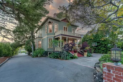 311-313 Ocean View Ave, Santa Cruz, CA 95062