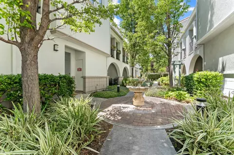 85 Bassett St, San Jose, CA 95110