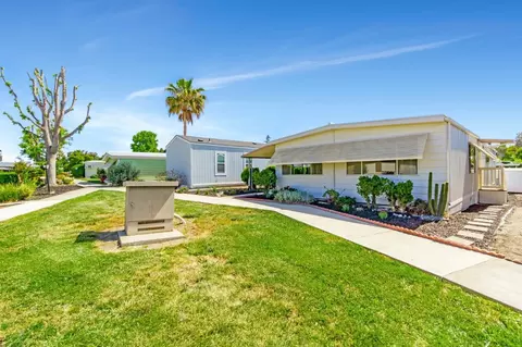 2097 Dalis Dr 79, Concord, CA 94518 photo 3