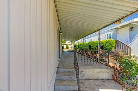 2097 Dalis Dr 79, Concord, CA 94518 photo 7