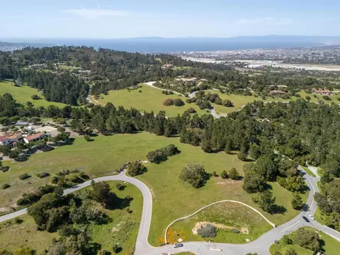 7905 Cinquenta Rd, Carmel, CA 93923 photo 2