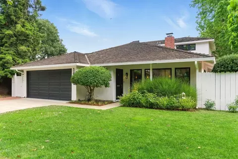 1863 Edgewood Dr, Palo Alto, CA 94303
