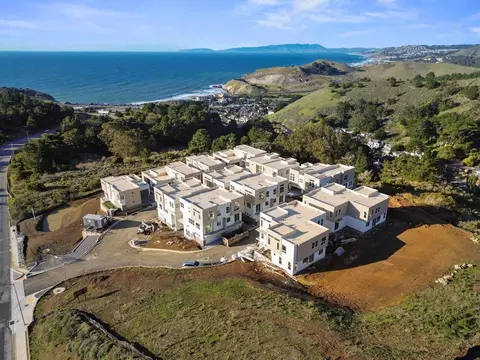 843 Fassler Ave, Pacifica, CA 94044 photo 2