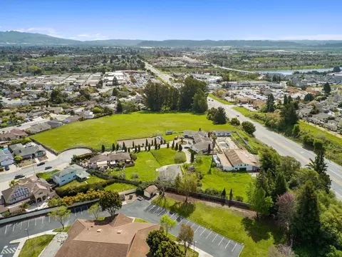 40 Eileen St, Watsonville, CA 95076 photo 8