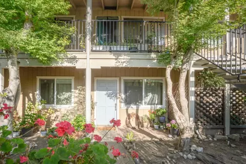 610 14th Ave 3, Santa Cruz, CA 95062