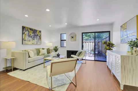 433 W Rincon Ave L, Campbell, CA 95008