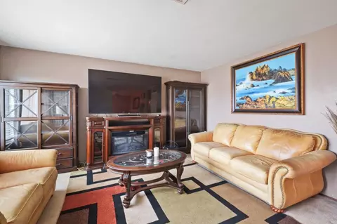 556 Los Coches Ave, Salinas, CA 93906 photo 8