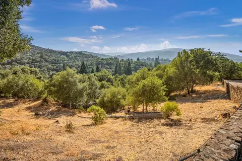 16497 S Kennedy Rd, Los Gatos, CA 95030