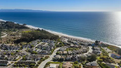 485 Canon Del Sol Dr, Watsonville, CA 95076